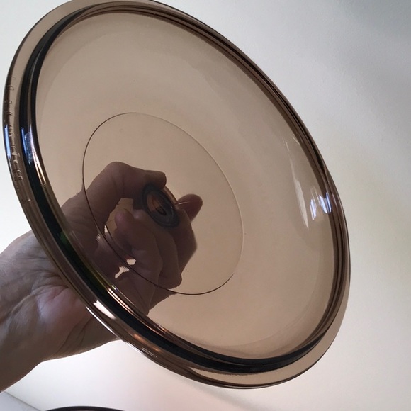 Vision Corning 2.5 L Pot w handle and lid - Picture 3 of 8